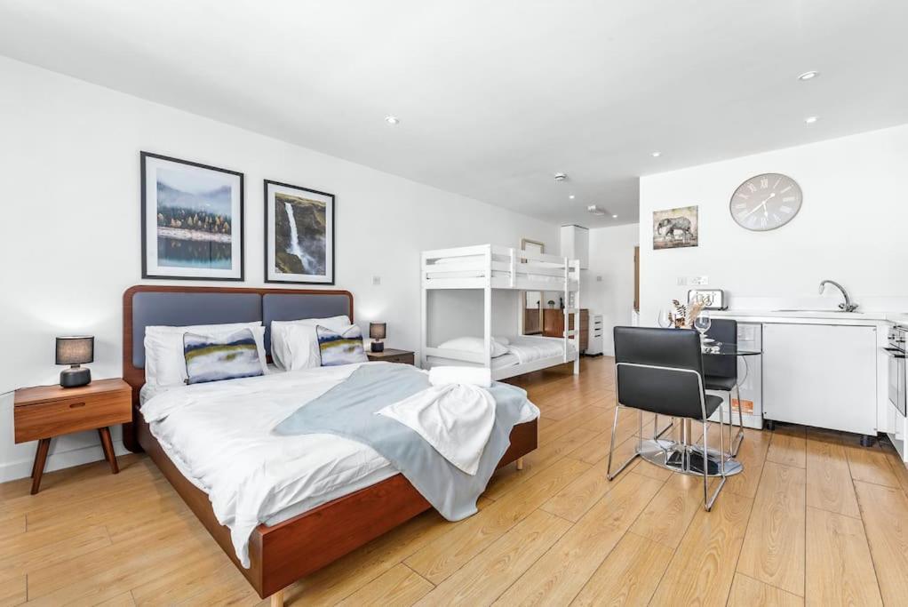 לונדון Spacious And Delightful Sleep 5 Piccadilly Vrc מראה חיצוני תמונה